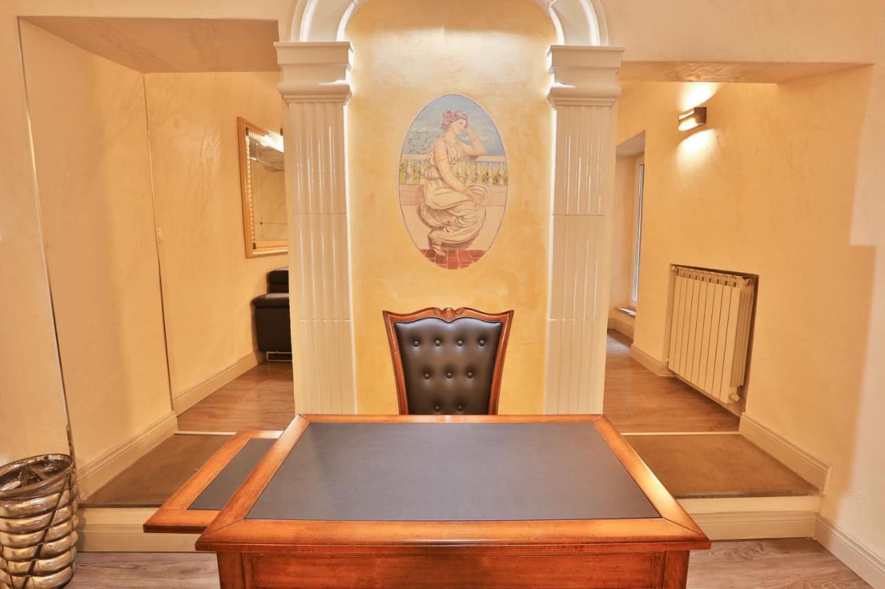Grottini Luxury Suites ~ Pantheon Rome Buitenkant foto